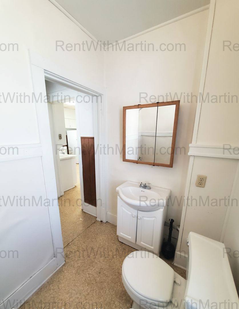 House for rent at 314 Conger St, Waterloo, IA 50703