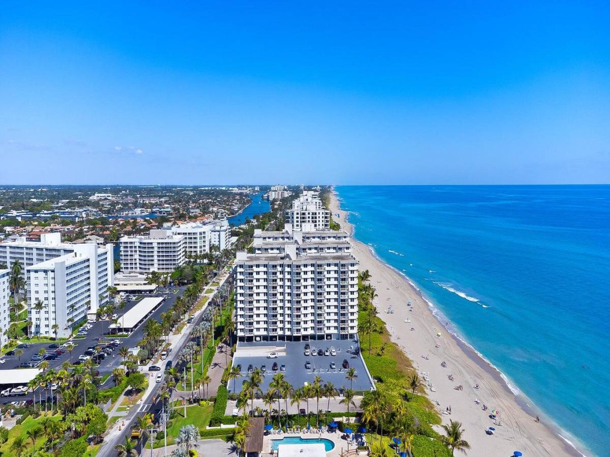 Apartment for rent at 3215 S Ocean Blvd #303, Boca Raton, FL 33487