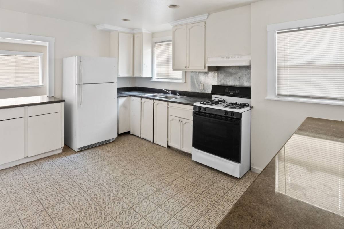 House for rent at 1285 77th Ave, Oakland, CA 94621