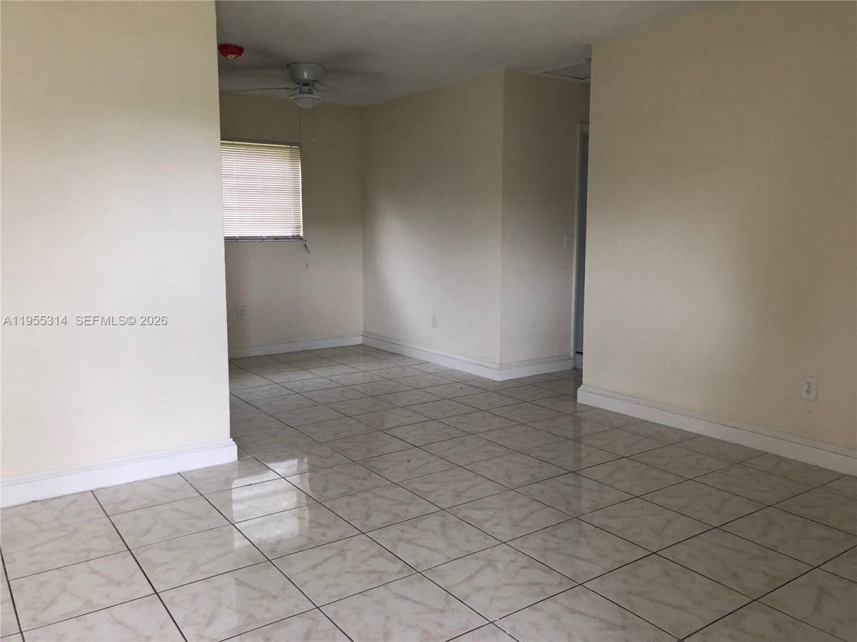 Apartment for rent at 2450 NE 188th St #2456, Miami, FL 33180