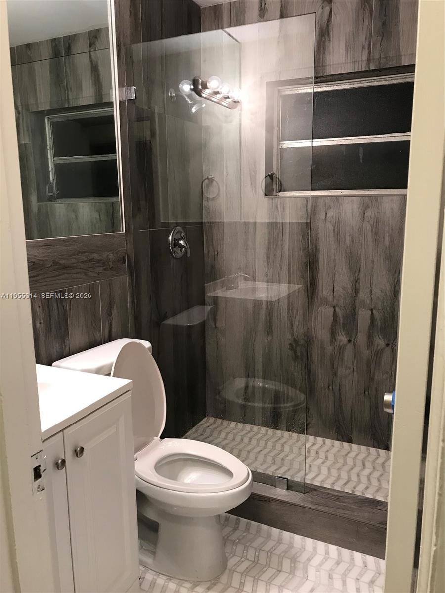 Apartment for rent at 2450 NE 188th St #2456, Miami, FL 33180