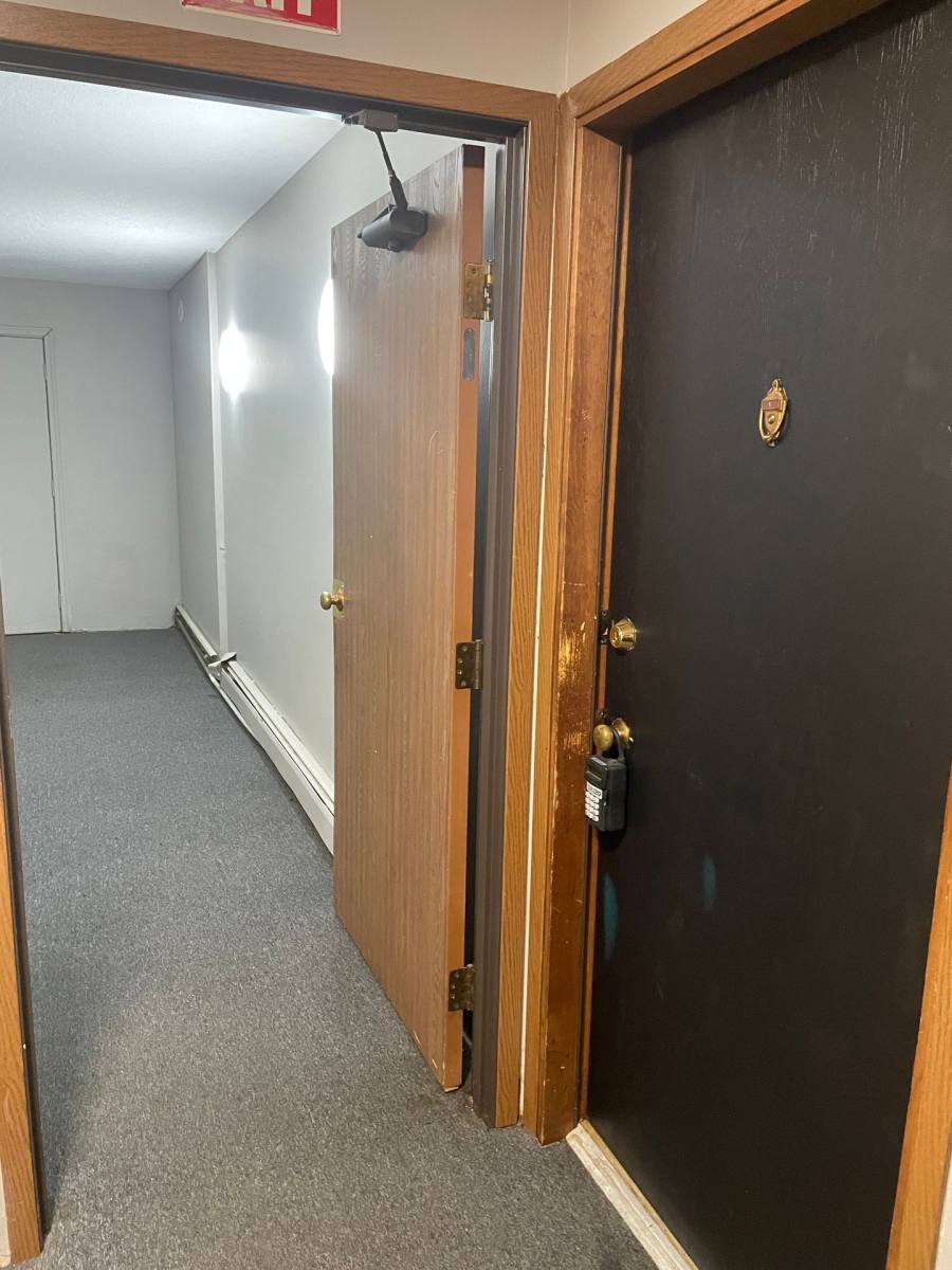 Apartment for rent at 4221 SE 13th St, Des Moines, IA 50315