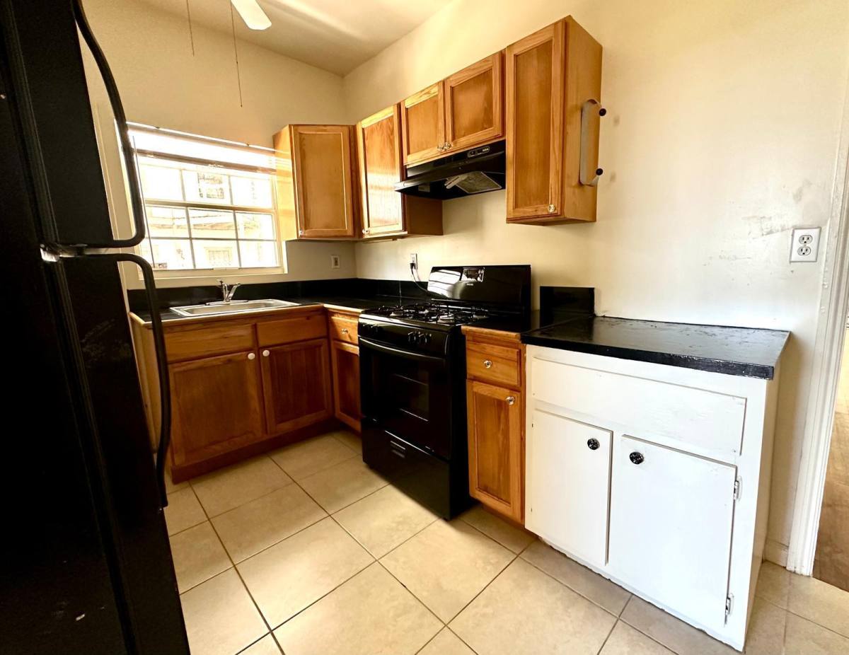Apartment for rent at 2016 Broward Ave #1, West Palm Beach, FL 33407