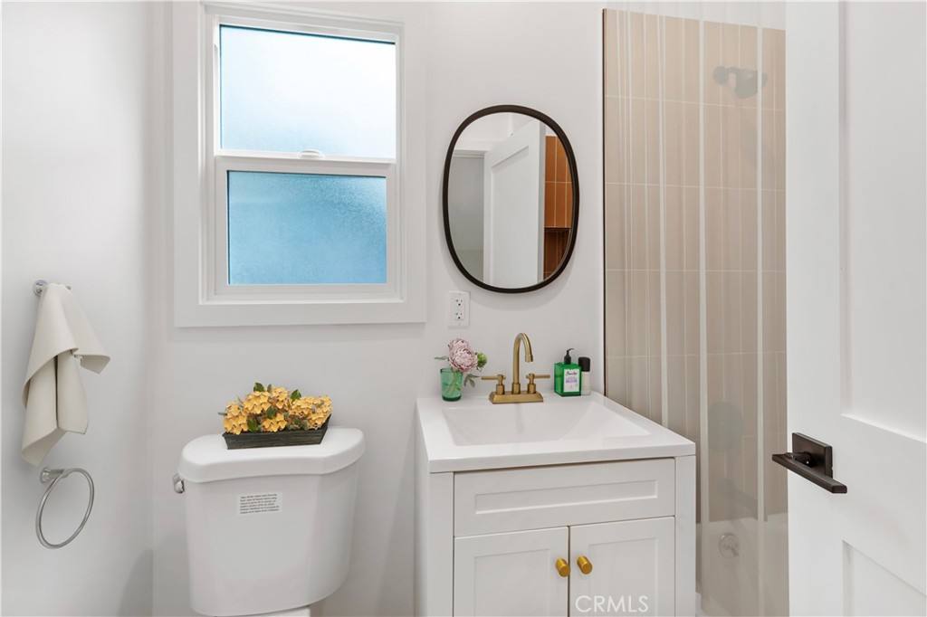 Apartment for rent at 1827 E 4th St #7, Long Beach, CA 90802