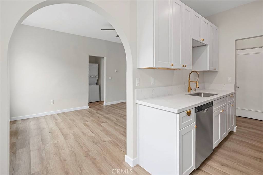Apartment for rent at 1827 E 4th St #7, Long Beach, CA 90802