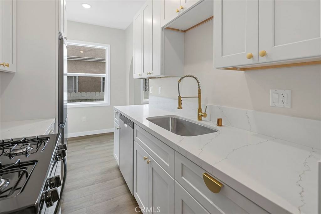 Apartment for rent at 1827 E 4th St #7, Long Beach, CA 90802