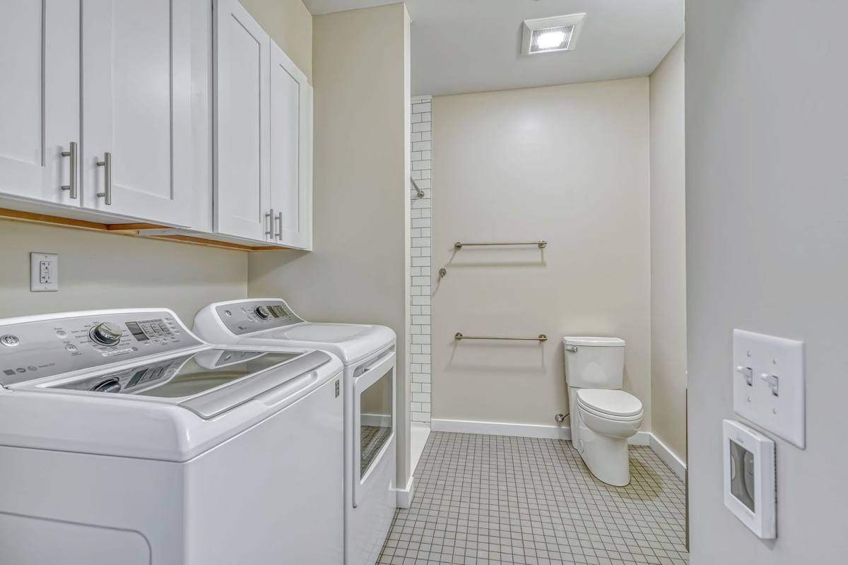 Apartment for rent at 323 Taughannock Blvd, Ithaca, NY 14850