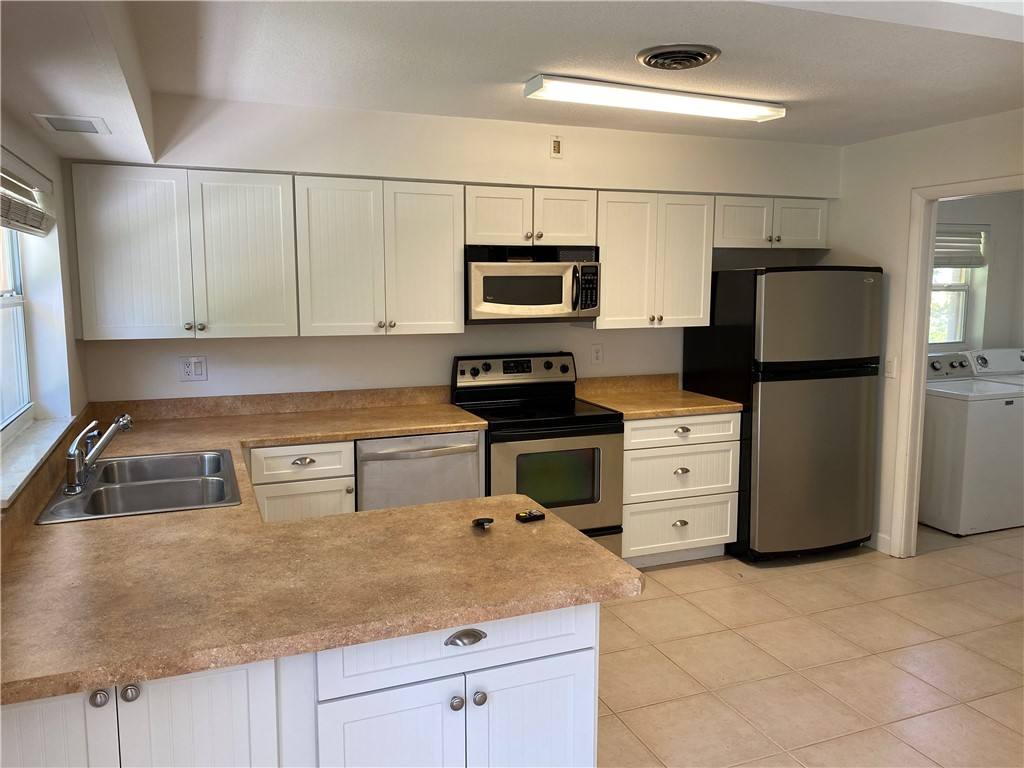 Apartment for rent at 956 Tulip Lane #956, Vero Beach, FL 32963