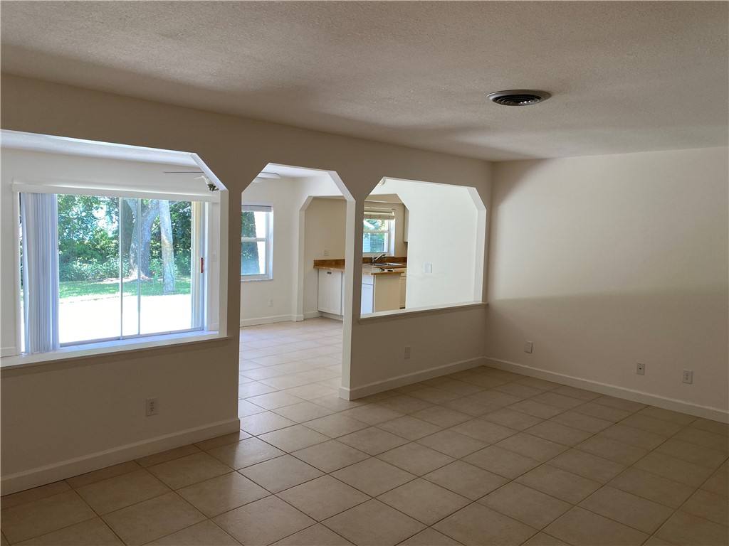 Apartment for rent at 956 Tulip Lane #956, Vero Beach, FL 32963