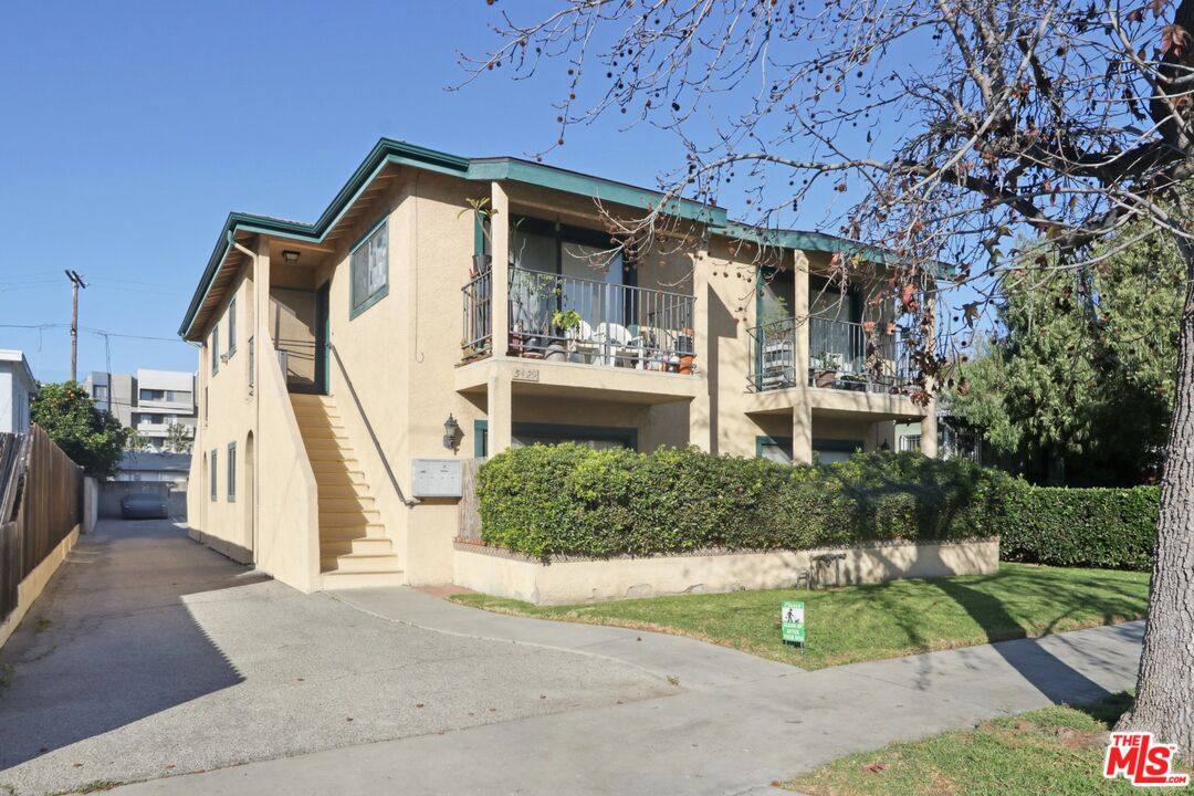 Apartment for rent at 5429 Troost Ave #4, North Hollywood, CA 91601