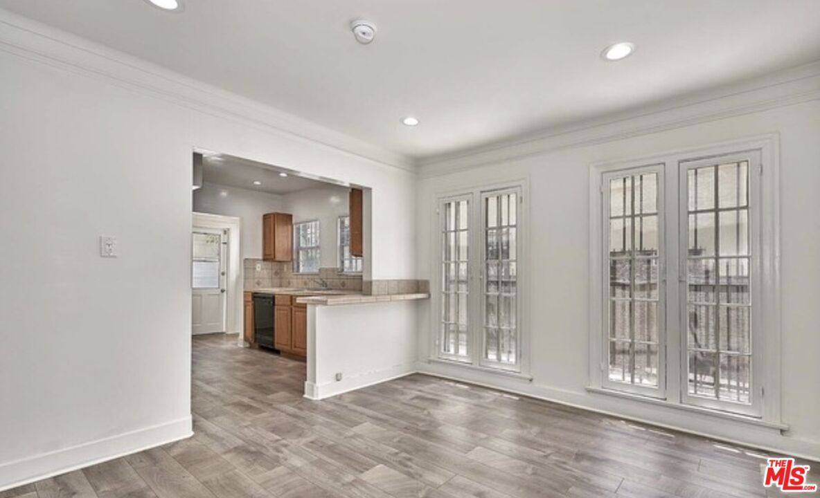 Apartment for rent at 734 S Gramercy Place #734, Los Angeles, CA 90005