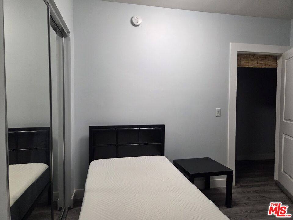 Apartment for rent at 417 S Wilton Place #417, Los Angeles, CA 90020
