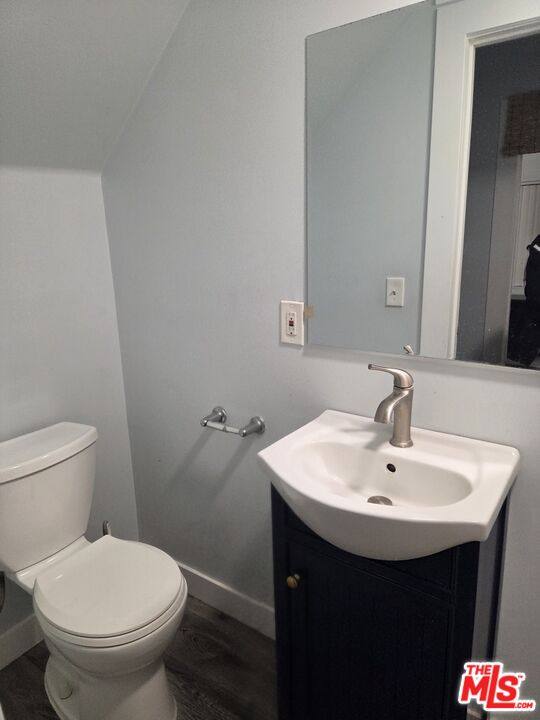 Apartment for rent at 417 S Wilton Place #417, Los Angeles, CA 90020