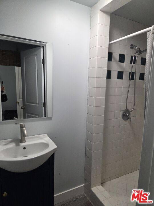 Apartment for rent at 417 S Wilton Place #417, Los Angeles, CA 90020