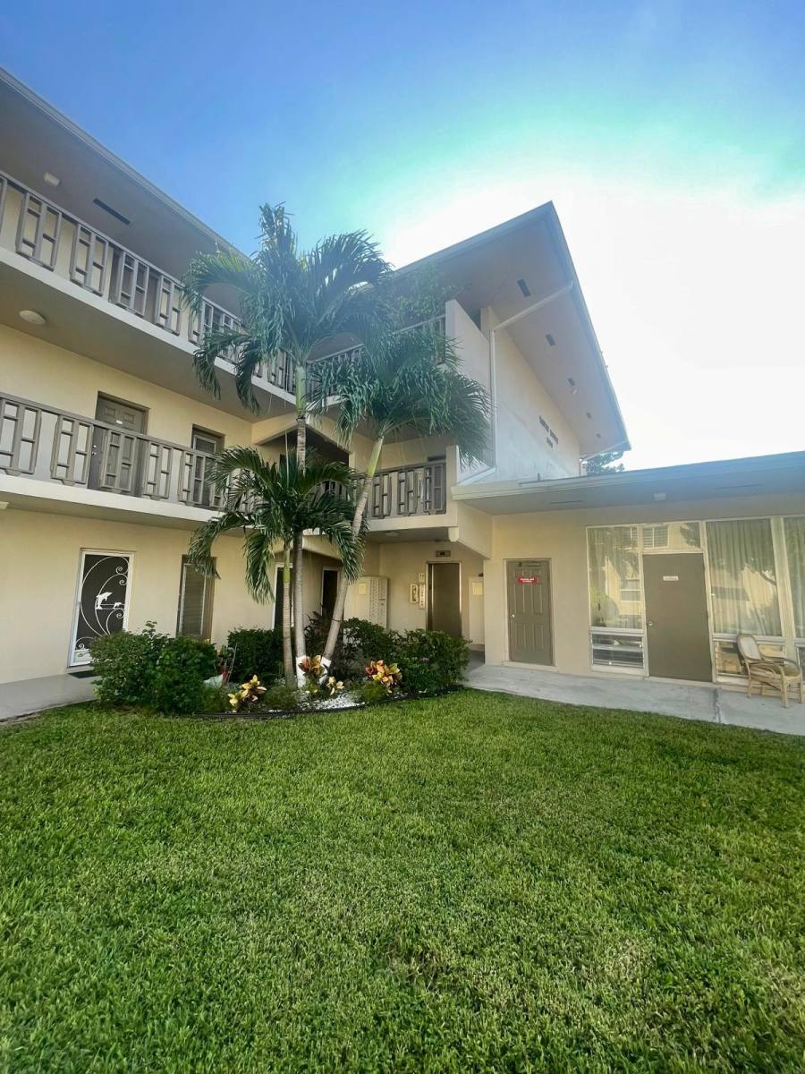 Apartment for rent at 1480 E Sample Rd #103, Pompano Beach, FL 33064