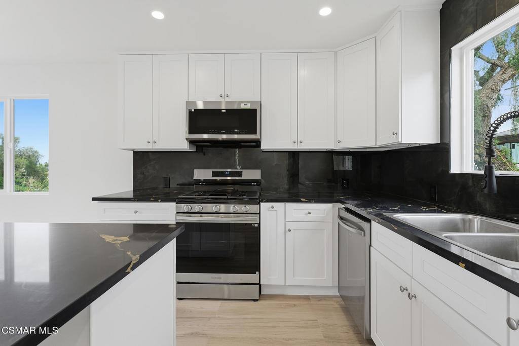 Apartment for rent at 265 McKnight Rd #265, Newbury Park, CA 91320