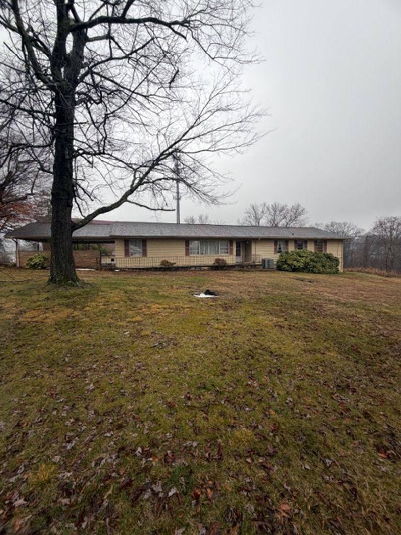 House for rent at 1701 Westside Dr, Maryville, TN 37801