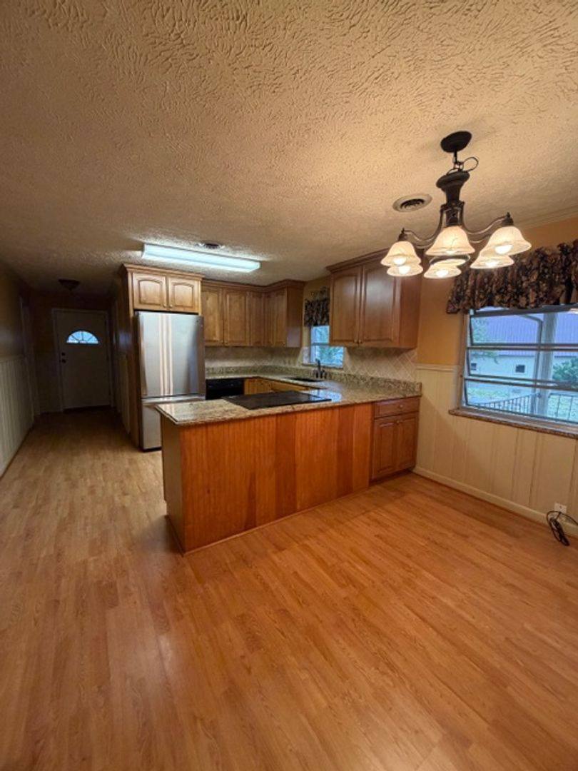 House for rent at 1701 Westside Dr, Maryville, TN 37801