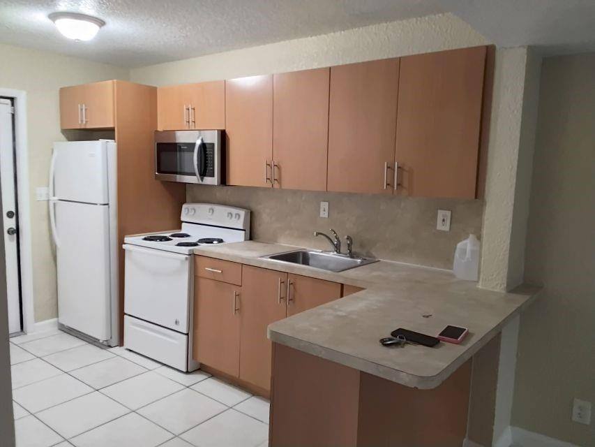 Apartment for rent at 3764 NW 21st St #101, Fort Lauderdale, FL 33311