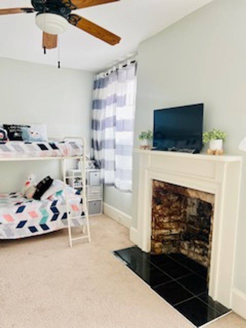 Apartment for rent at 227 W Broughton St, Savannah, GA 31401