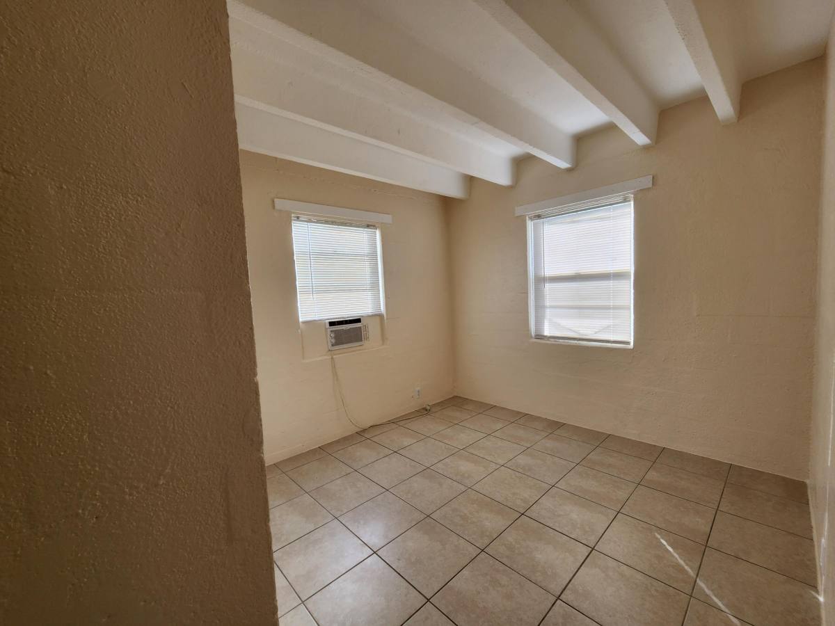 Apartment for rent at 512 19th St #512-2, West Palm Beach, FL 33407