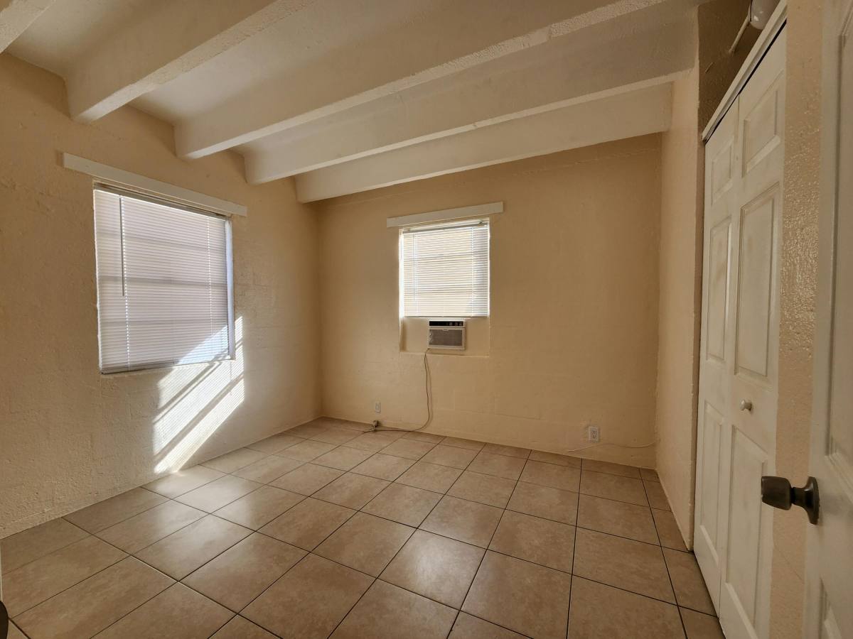 Apartment for rent at 512 19th St #512-2, West Palm Beach, FL 33407