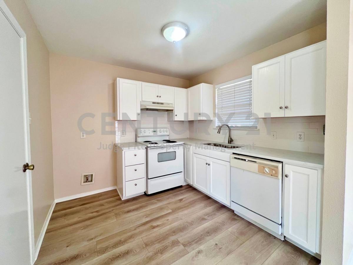 House for rent at 1311 Nolte Dr, Dallas, TX 75208
