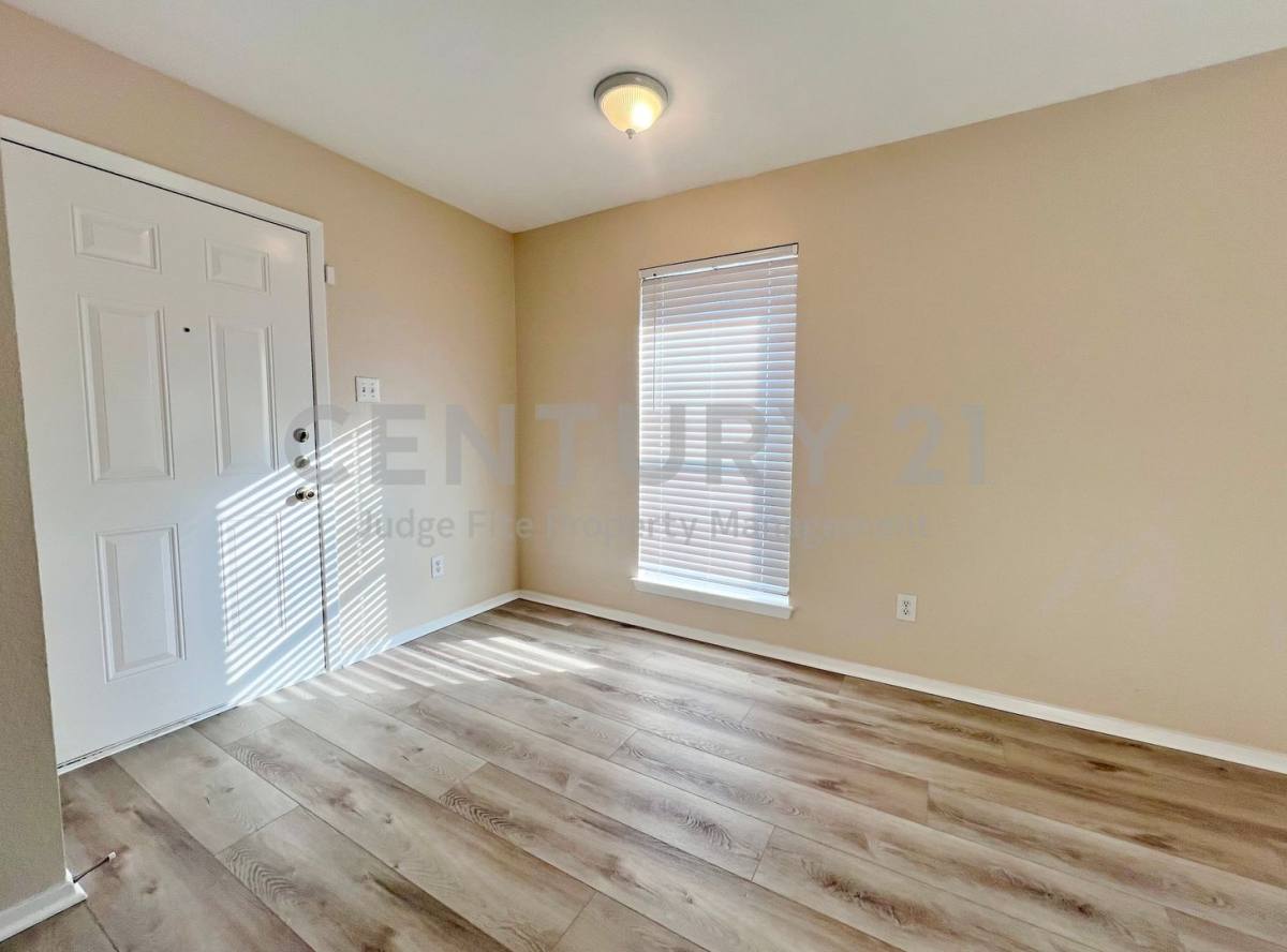 House for rent at 1311 Nolte Dr, Dallas, TX 75208