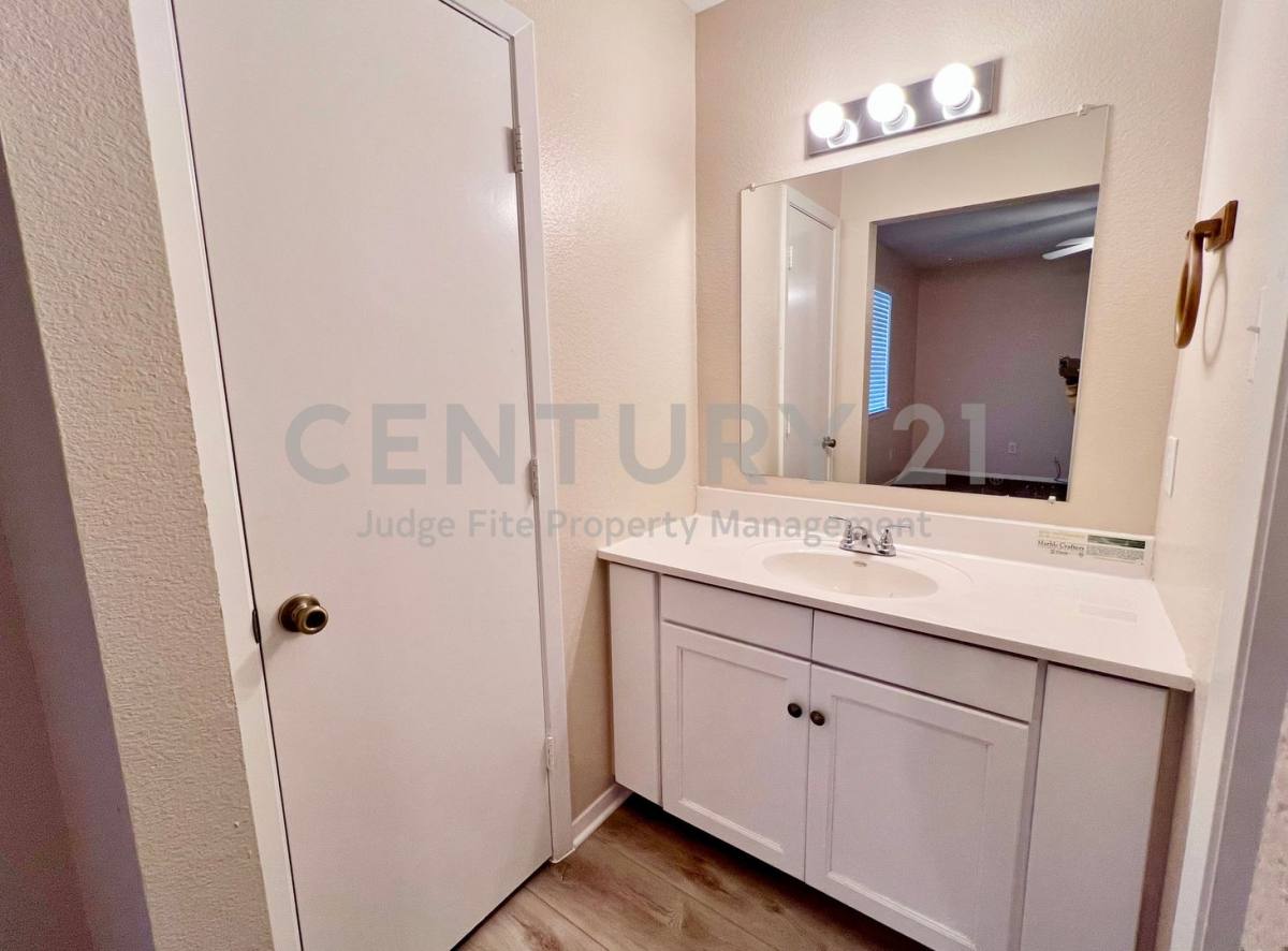 House for rent at 1311 Nolte Dr, Dallas, TX 75208