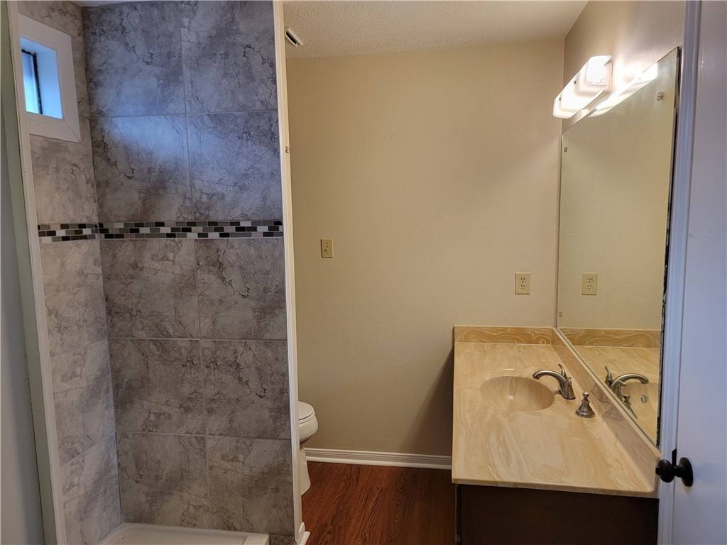 Apartment for rent at 4011 Windswept Dr, College Station, TX 77845