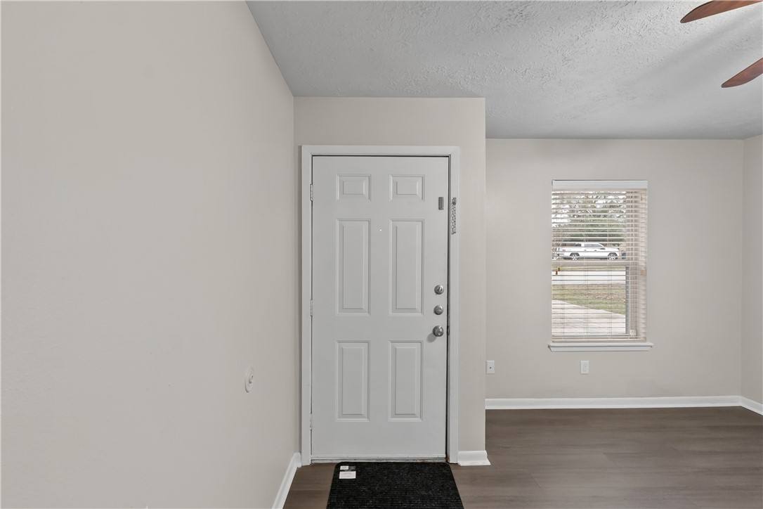 714 San Benito Dr #714, College Station, TX 77845 - Apartment For Rent - Image 1