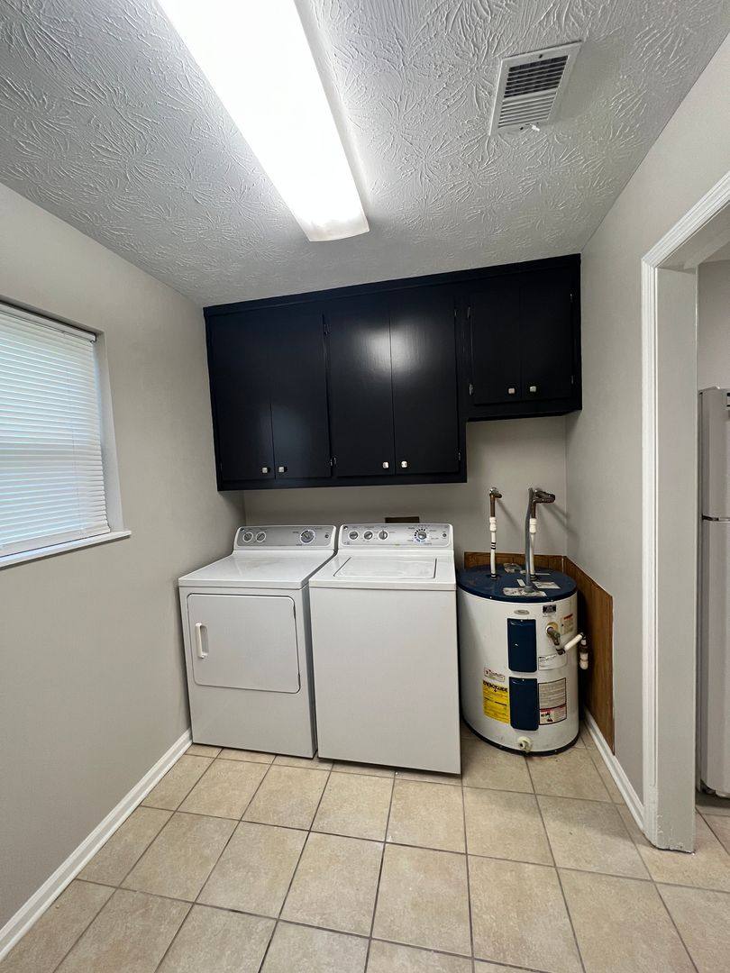 Apartment for rent at 1371-1373 Hampton Dr, Opelika, AL 36801