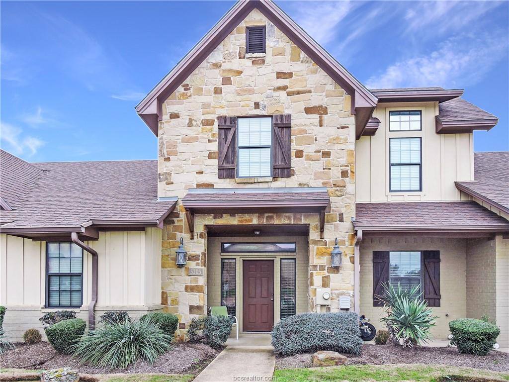 Townhouse for rent at 3203 Sergeant Dr, College Station, TX 77845