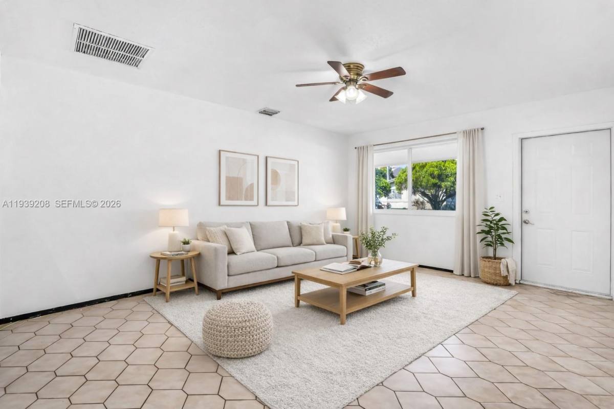 Apartment for rent at 137 NE 1st Court #137A, Dania, FL 33004
