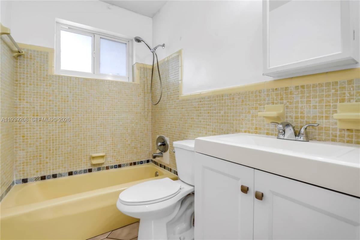 Apartment for rent at 137 NE 1st Court #137A, Dania, FL 33004
