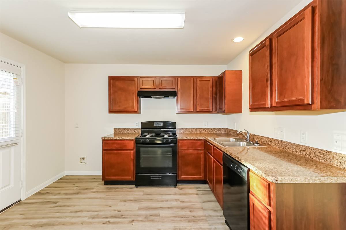 Apartment for rent at 5707 Amelia Plantation Dr, Katy, TX 77449