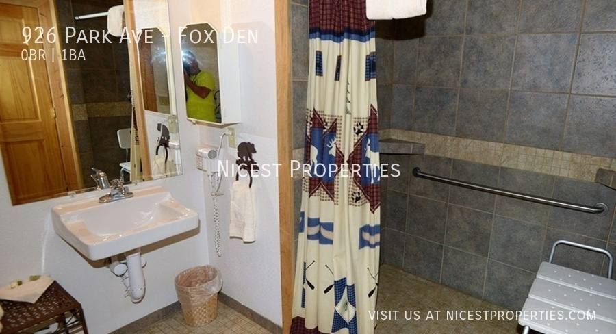 Apartment for rent at 926 Park Ave #FOX, Grand Lake, CO 80447