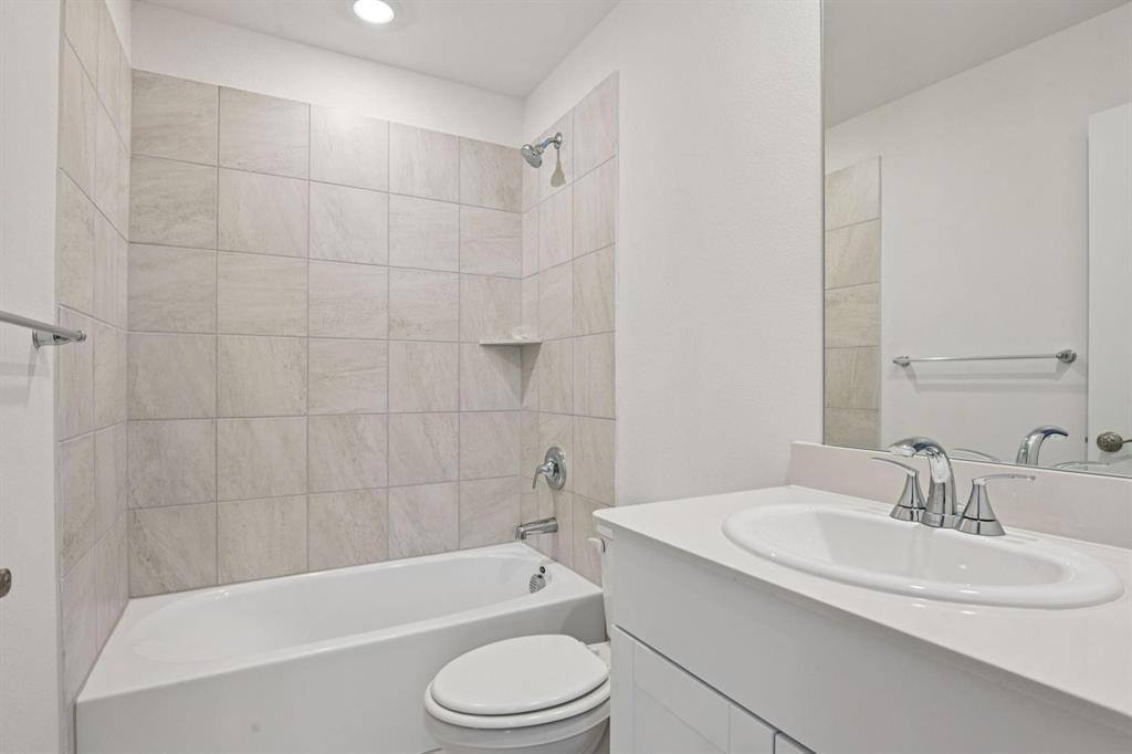 Apartment for rent at 700 London Town Lane #700, McKinney, TX 75071