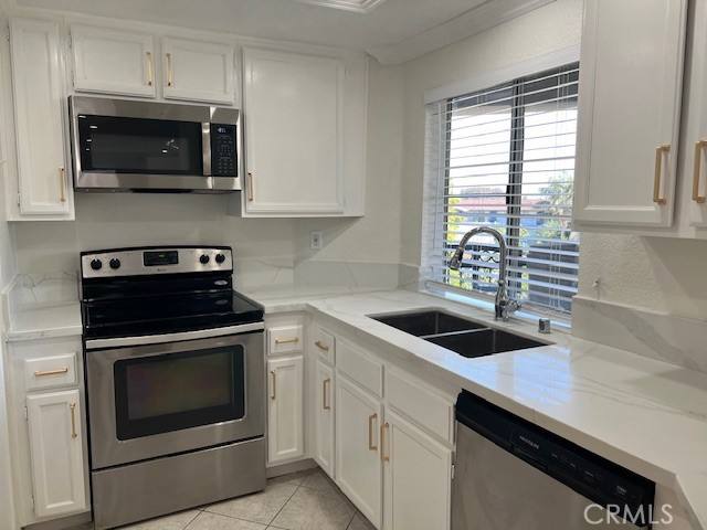 Condo for rent at 320 Lake St #320, Huntington Beach, CA 92648