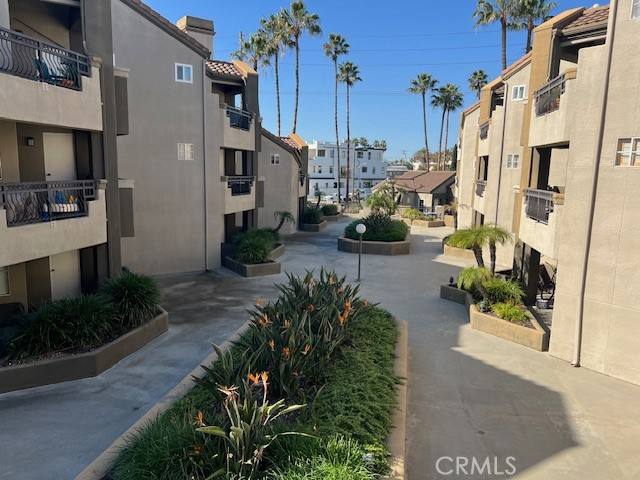 Condo for rent at 320 Lake St #320, Huntington Beach, CA 92648