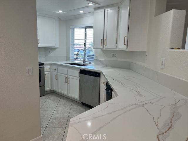 Condo for rent at 320 Lake St #320, Huntington Beach, CA 92648
