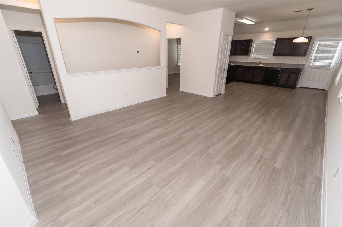 Apartment for rent at 5614 Latta Plantation Dr, Katy, TX 77449