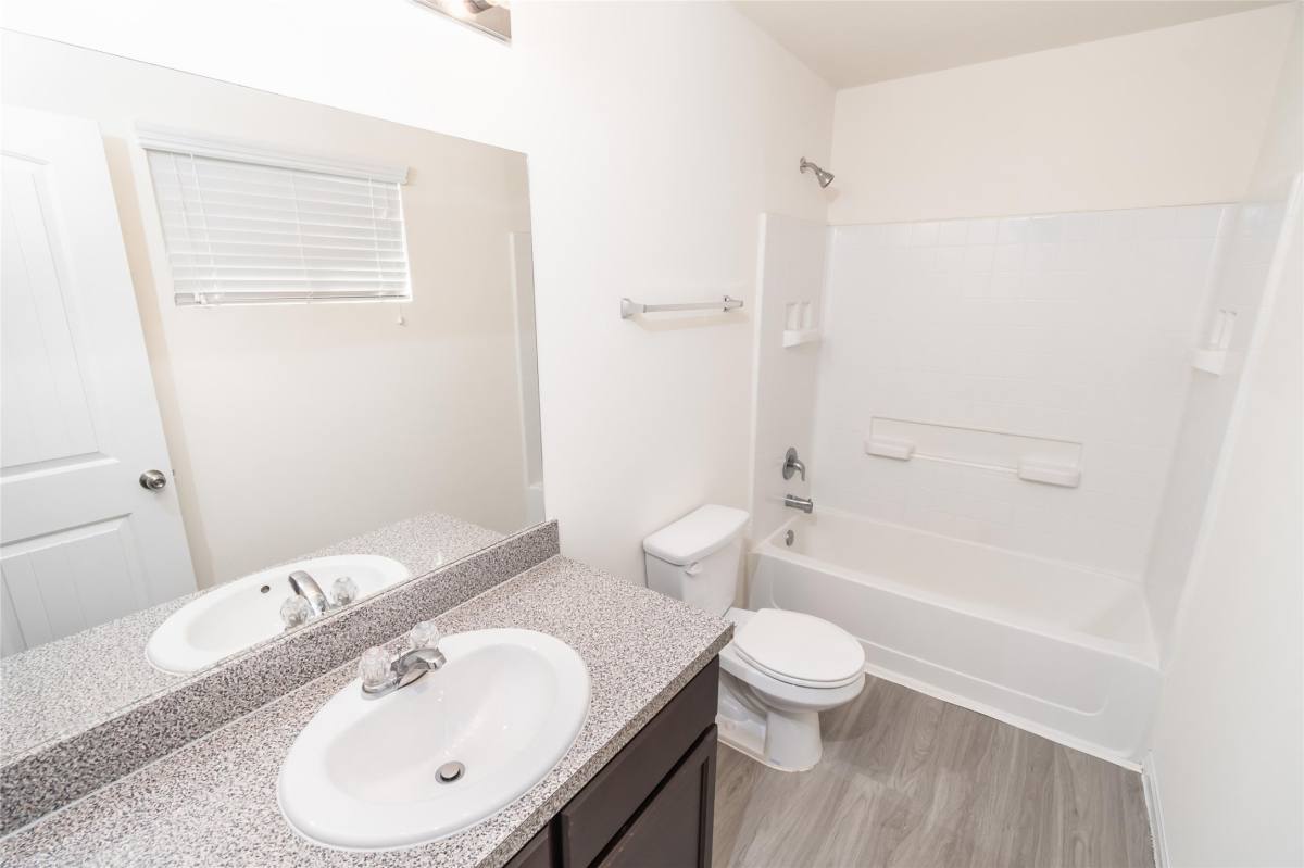 Apartment for rent at 5614 Latta Plantation Dr, Katy, TX 77449