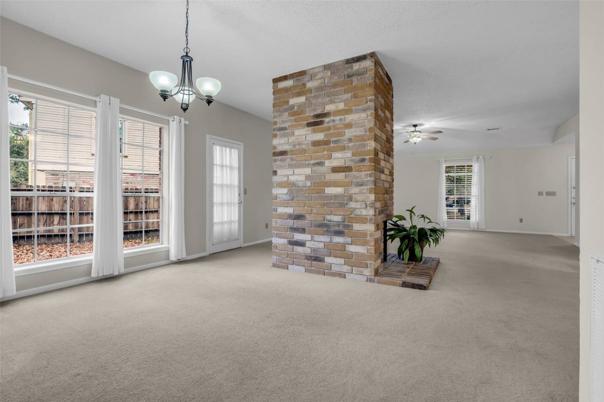 Apartment for rent at 10 Treadwell Court #10, Spring, TX 77381