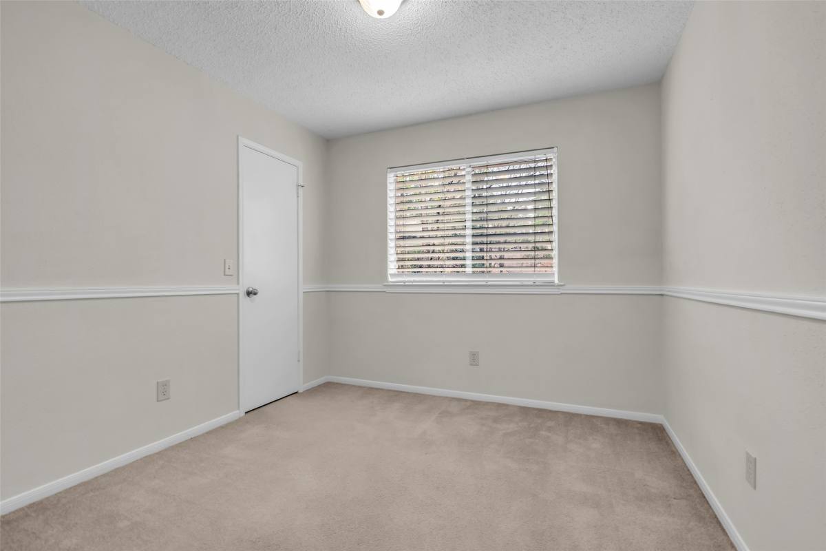 Apartment for rent at 10 Treadwell Court #10, Spring, TX 77381