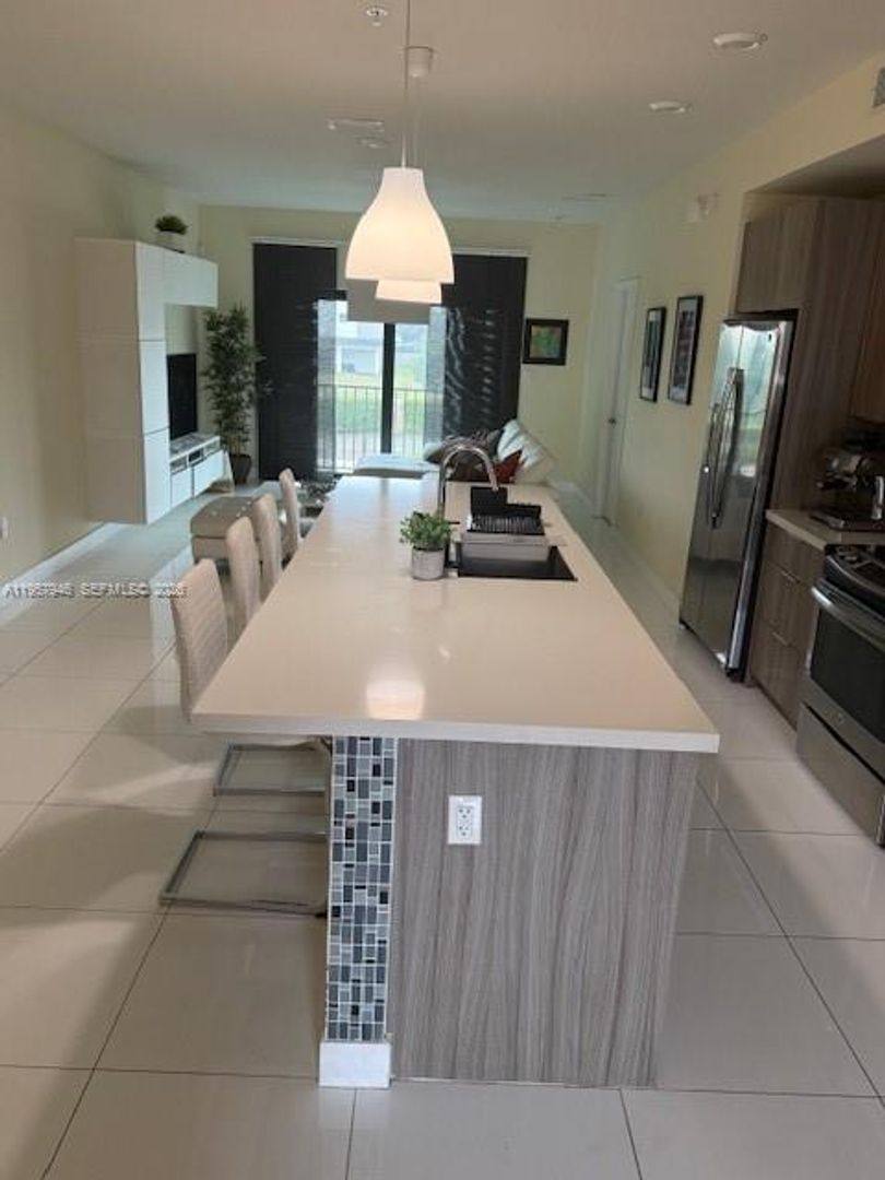 House for rent at 7805 NW 104th Ave, Miami, FL 33178