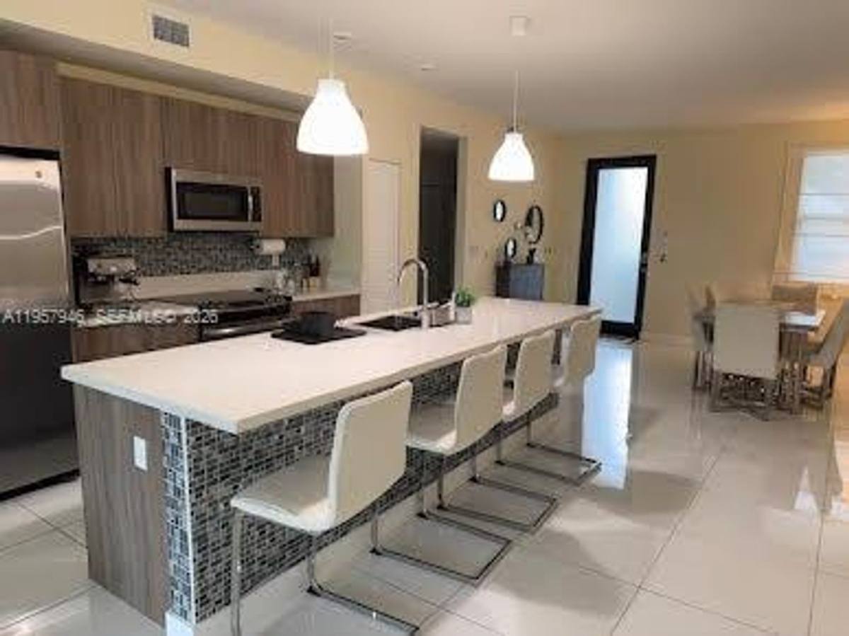 House for rent at 7805 NW 104th Ave, Miami, FL 33178