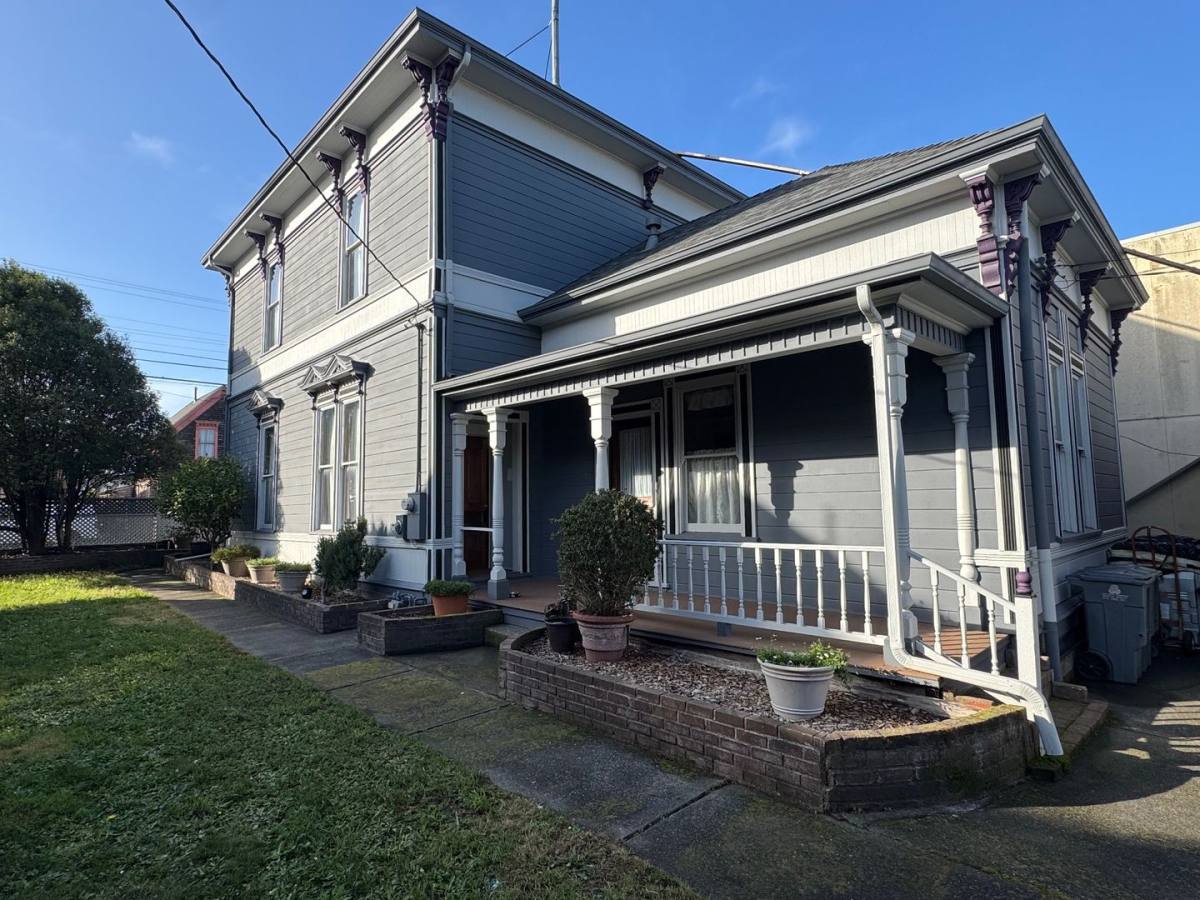 Apartment for rent at 801 Summer St, Eureka, CA 95501