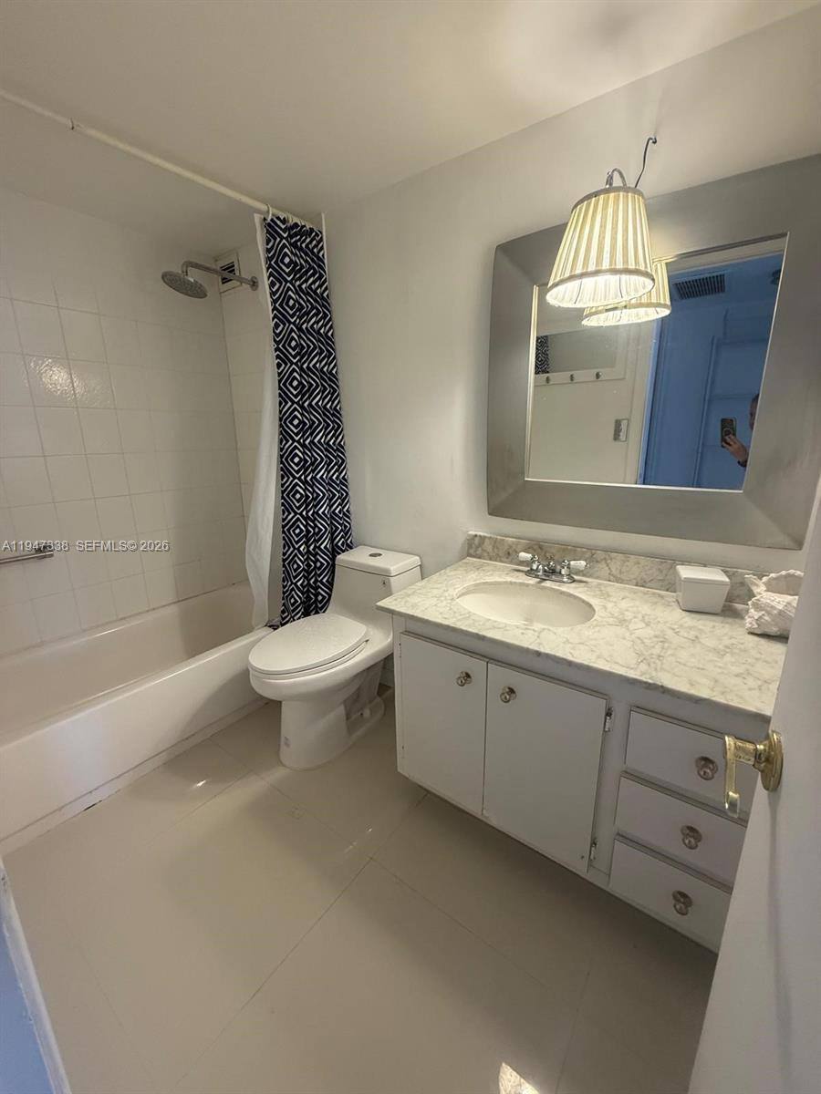 Apartment for rent at 5750 Collins Ave #575010F, Miami Beach, FL 33140