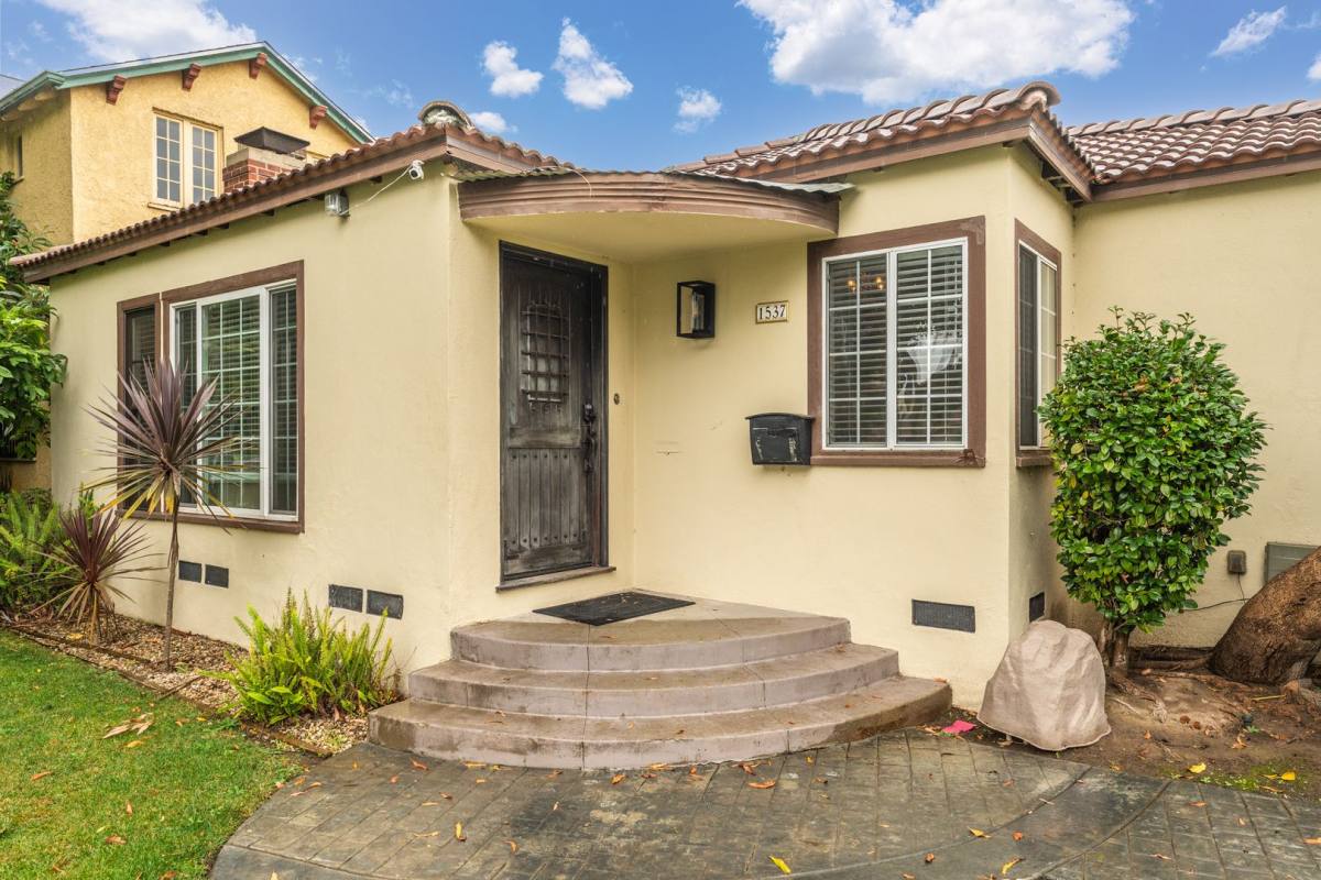 Apartment for rent at 1537 El Prado Ave, Torrance, CA 90501